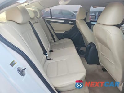 Zdjęcie 10 z 12 samochodu: 2013 VOLKSWAGEN JETTA SE VIN:3VWDX7AJ4DM425394 - miniatura
