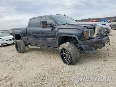 Czwarte zdjęcie samochodu z boku: 2016 GMC SIERRA K2500 DENALI VIN:1GT12UE82GF275879 - miniatura