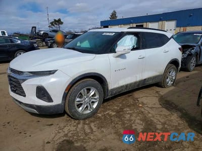 2020 CHEVROLET BLAZER 2LT 3GNKBCRS8LS707599 - główne zdjęcie licytacji z USA - miniatura