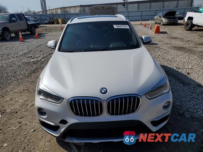 Piąte zdjęcie samochodu w środku: 2017 BMW X1 XDRIVE28I VIN:WBXHT3C31H5F79084 - miniatura
