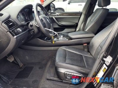 Zdjęcie 7 z 14 samochodu: 2018 BMW X4 XDRIVE28I VIN:5UXXW3C5XJ0T82883 - miniatura