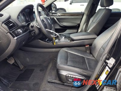 Zdjęcie 7 z 14 samochodu: 2018 BMW X4 XDRIVE28I VIN:5UXXW3C5XJ0T82883 - miniatura