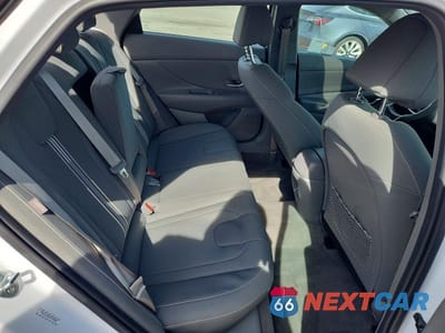 Zdjęcie 10 z 11 samochodu: 2024 HYUNDAI ELANTRA SEL VIN:KMHLS4DG6RU787088 - miniatura