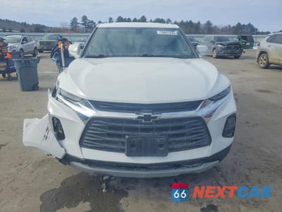Piąte zdjęcie samochodu w środku: 2019 CHEVROLET BLAZER 2LT VIN:3GNKBGRS4KS674865 - miniatura