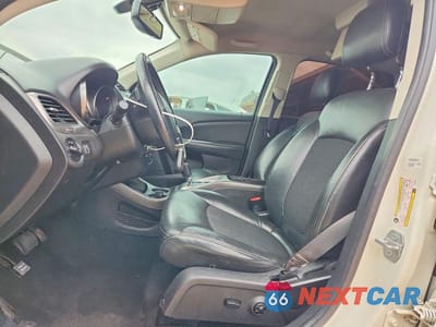 Zdjęcie 7 z 12 samochodu: 2018 DODGE JOURNEY CROSSROAD VIN:3C4PDCGB7JT158190 - miniatura