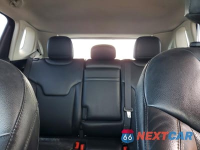 Zdjęcie 10 z 12 samochodu: 2019 JEEP COMPASS LIMITED VIN:3C4NJDCB8KT595340 - miniatura