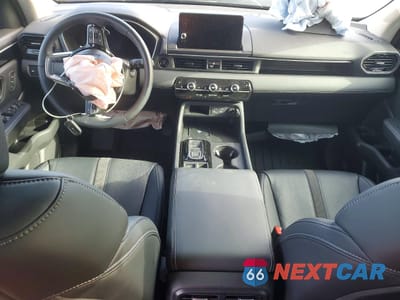 Zdjęcie 8 z 13 samochodu: 2025 HONDA PILOT EXL VIN:5FNYG1H48SB017435 - miniatura