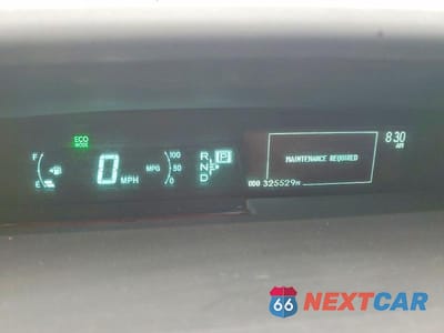 Zdjęcie 9 z 12 samochodu: 2015 TOYOTA PRIUS VIN:JTDKN3DUXF0484616 - miniatura