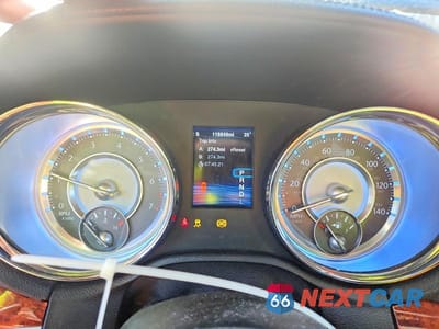 Zdjęcie 9 z 11 samochodu: 2014 CHRYSLER 300 VIN:2C3CCARG0EH170201 - miniatura