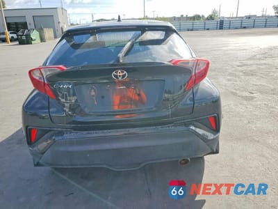 Zdjęcie 6 z 12 samochodu: 2018 TOYOTA C-HR XLE VIN:NMTKHMBX6JR020124 - miniatura