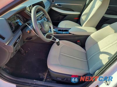 Zdjęcie 7 z 11 samochodu: 2023 HYUNDAI SONATA SEL VIN:KMHL64JA5PA324717 - miniatura
