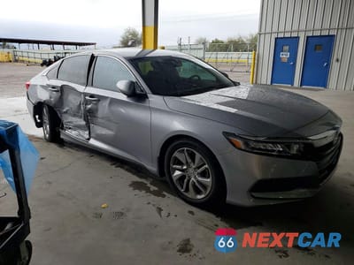 Czwarte zdjęcie samochodu z boku: 2020 HONDA ACCORD LX VIN:1HGCV1F16LA103881 - miniatura