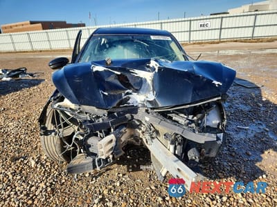 Piąte zdjęcie samochodu w środku: 2019 NISSAN ALTIMA SR VIN:1N4BL4CW4KN318741 - miniatura