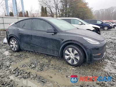 Czwarte zdjęcie samochodu z boku: 2021 TESLA MODEL Y VIN:5YJYGAEE0MF284178 - miniatura