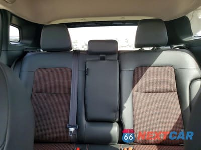 Zdjęcie 10 z 12 samochodu: 2025 NISSAN KICKS SR VIN:3N8AP6DA8SL403286 - miniatura
