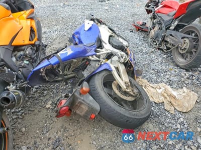Czwarte zdjęcie samochodu z boku: 2000 YAMAHA YZFR1 VIN:JYARN05E9YA003221 - miniatura