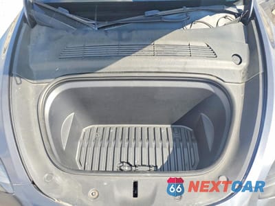 Zdjęcie 11 z 12 samochodu: 2022 TESLA MODEL Y VIN:7SAYGDEFXNF443819 - miniatura