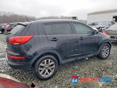 Trzecie zdjęcie samochodu z tyłu: 2016 KIA SPORTAGE LX VIN:KNDPBCAC0G7863465 - miniatura