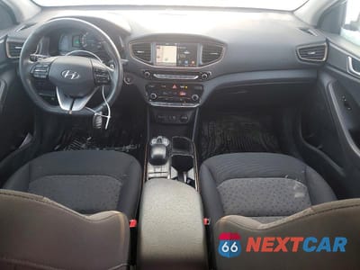 Zdjęcie 8 z 12 samochodu: 2019 HYUNDAI IONIQ PREFERRED VIN:KMHC85LH1KU031785 - miniatura