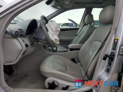 Zdjęcie 7 z 11 samochodu: 2005 MERCEDES-BENZ C 240 VIN:WDBRF61J95A694090 - miniatura