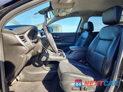 Zdjęcie 7 z 13 samochodu: 2021 GMC ACADIA SLT VIN:1GKKNML43MZ234851 - miniatura