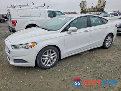 2015 FORD FUSION SE 3FA6P0H78FR254013 - główne zdjęcie licytacji z USA - miniatura