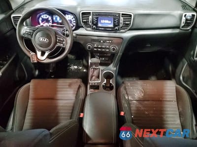 Zdjęcie 8 z 12 samochodu: 2017 KIA SPORTAGE LX VIN:KNDPMCAC8H7240168 - miniatura