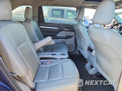 Zdjęcie 11 z 15 samochodu: 2015 TOYOTA HIGHLANDER XLE VIN:5TDJKRFH3FS142929 - miniatura
