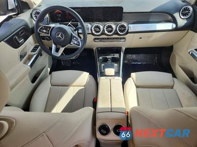 Zdjęcie 8 z 12 samochodu: 2023 MERCEDES-BENZ EQB 300 4MATIC VIN:W1N9M0KB6PN056976 - miniatura