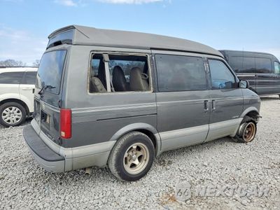 Trzecie zdjęcie samochodu z tyłu: 2000 CHEVROLET ASTRO VIN:1GNDM19W9YB106585 - miniatura