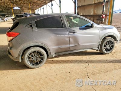 Trzecie zdjęcie samochodu z tyłu: 2017 HONDA HR-V LX VIN:3CZRU5H35HG703215 - miniatura