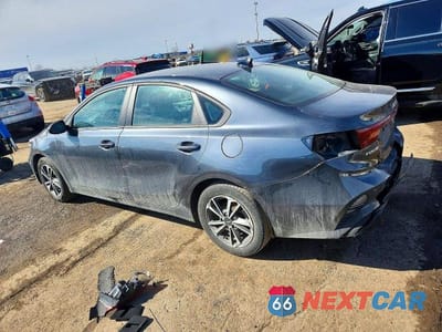Drugie zdjęcie samochodu z przodu: 2024 KIA FORTE LXS VIN:3KPF24AD1RE769401 - miniatura