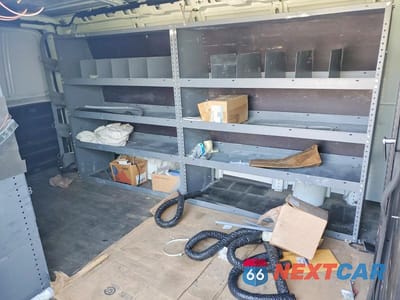 Zdjęcie 11 z 12 samochodu: 2020 CHEVROLET EXPRESS 2500 CARGO UTILITY / SERVICE VAN VIN:1GCWGAFG0L1116250 - miniatura