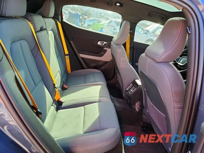 Zdjęcie 10 z 12 samochodu: 2023 POLESTAR 2 VIN:YSMET3KA6PL115512 - miniatura