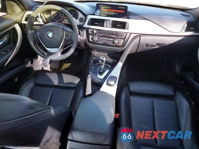 Zdjęcie 8 z 12 samochodu: 2018 BMW 320 XI VIN:WBA8E5G56JNU45900 - miniatura