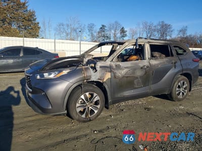 2020 TOYOTA HIGHLANDER XLE 5TDGZRBH1LS006998 - główne zdjęcie licytacji z USA - miniatura