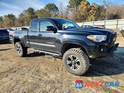 Czwarte zdjęcie samochodu z boku: 2016 TOYOTA TACOMA ACCESS CAB VIN:5TFSZ5AN4GX036006 - miniatura