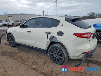 Drugie zdjęcie samochodu z przodu: 2017 MASERATI LEVANTE VIN:ZN661XUA3HX257870 - miniatura