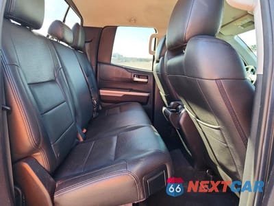 Zdjęcie 10 z 12 samochodu: 2019 TOYOTA TUNDRA DOUBLE CAB SR VIN:5TFRY5F13KX245060 - miniatura