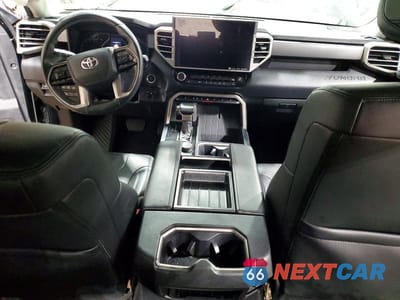Zdjęcie 8 z 12 samochodu: 2022 TOYOTA TUNDRA SR5 VIN:5TFLA5DB9NX039834 - miniatura