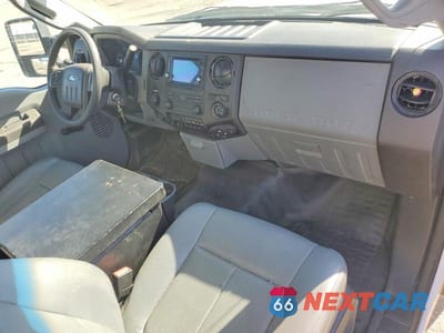 Zdjęcie 8 z 14 samochodu: 2013 FORD F350 SUPER DUTY UTILITY / SERVICE TRUCK VIN:1FDRF3A61DEB92575 - miniatura