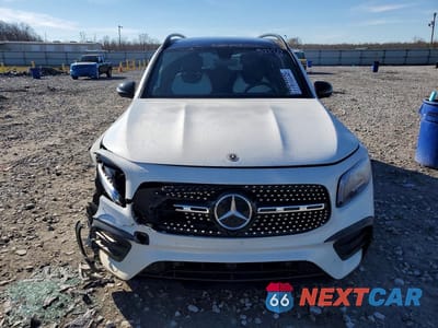 Piąte zdjęcie samochodu w środku: 2023 MERCEDES-BENZ GLB 250 4MATIC VIN:W1N4M4HB0PW281168 - miniatura