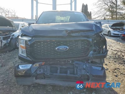 Piąte zdjęcie samochodu w środku: 2022 FORD F150 SUPERCREW VIN:1FTEW1EP2NFA76873 - miniatura