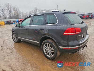Drugie zdjęcie samochodu z przodu: 2016 VOLKSWAGEN TOUAREG TDI VIN:WVGEP9BP0GD005360 - miniatura