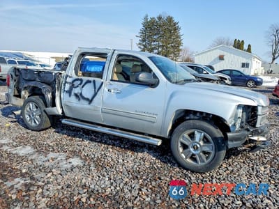 Czwarte zdjęcie samochodu z boku: 2012 CHEVROLET SILVERADO K1500 LTZ VIN:3GCPKTE75CG171763 - miniatura