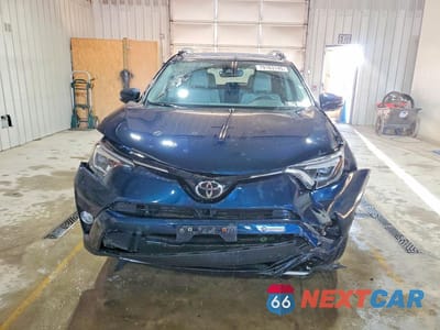 Piąte zdjęcie samochodu w środku: 2017 TOYOTA RAV4 LIMITED VIN:2T3DFREV7HW637371 - miniatura