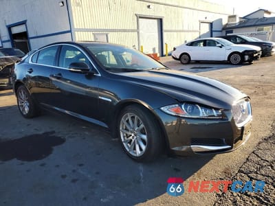 Czwarte zdjęcie samochodu z boku: 2013 JAGUAR XF VIN:SAJWA0ES3DPS75278 - miniatura