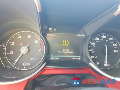 Zdjęcie 9 z 12 samochodu: 2020 ALFA ROMEO GIULIA VIN:ZARFAMAN6L7630857 - miniatura