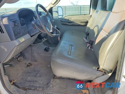 Zdjęcie 7 z 12 samochodu: 2006 FORD F550 SUPER DUTY UTILITY / SERVICE TRUCK VIN:1FDAF56P56ED35606 - miniatura