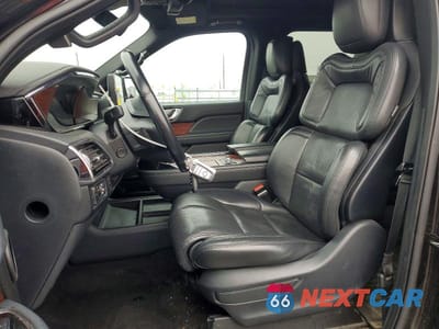 Zdjęcie 7 z 13 samochodu: 2022 LINCOLN NAVIGATOR L RESERVE VIN:5LMJJ3LT0NEL10080 - miniatura